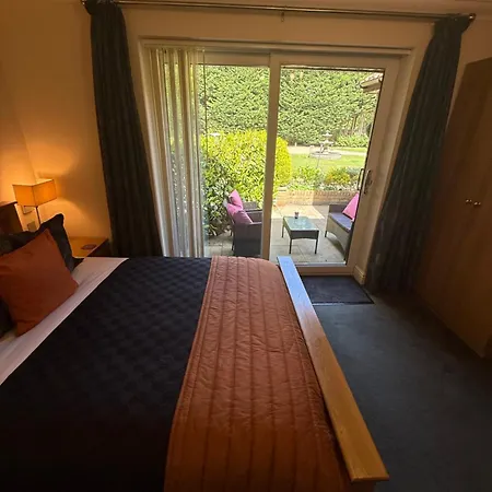 Barncroft Luxury Bed & Breakfast Solihull Exterior photo