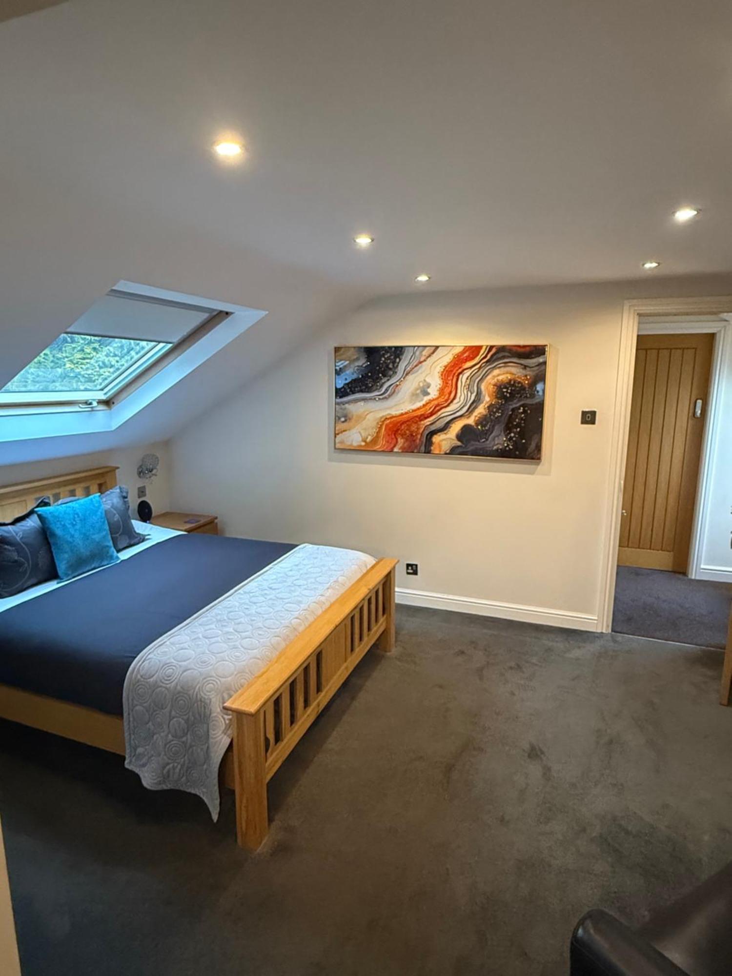Barncroft Luxury Bed & Breakfast Bed & Breakfast Solihull
