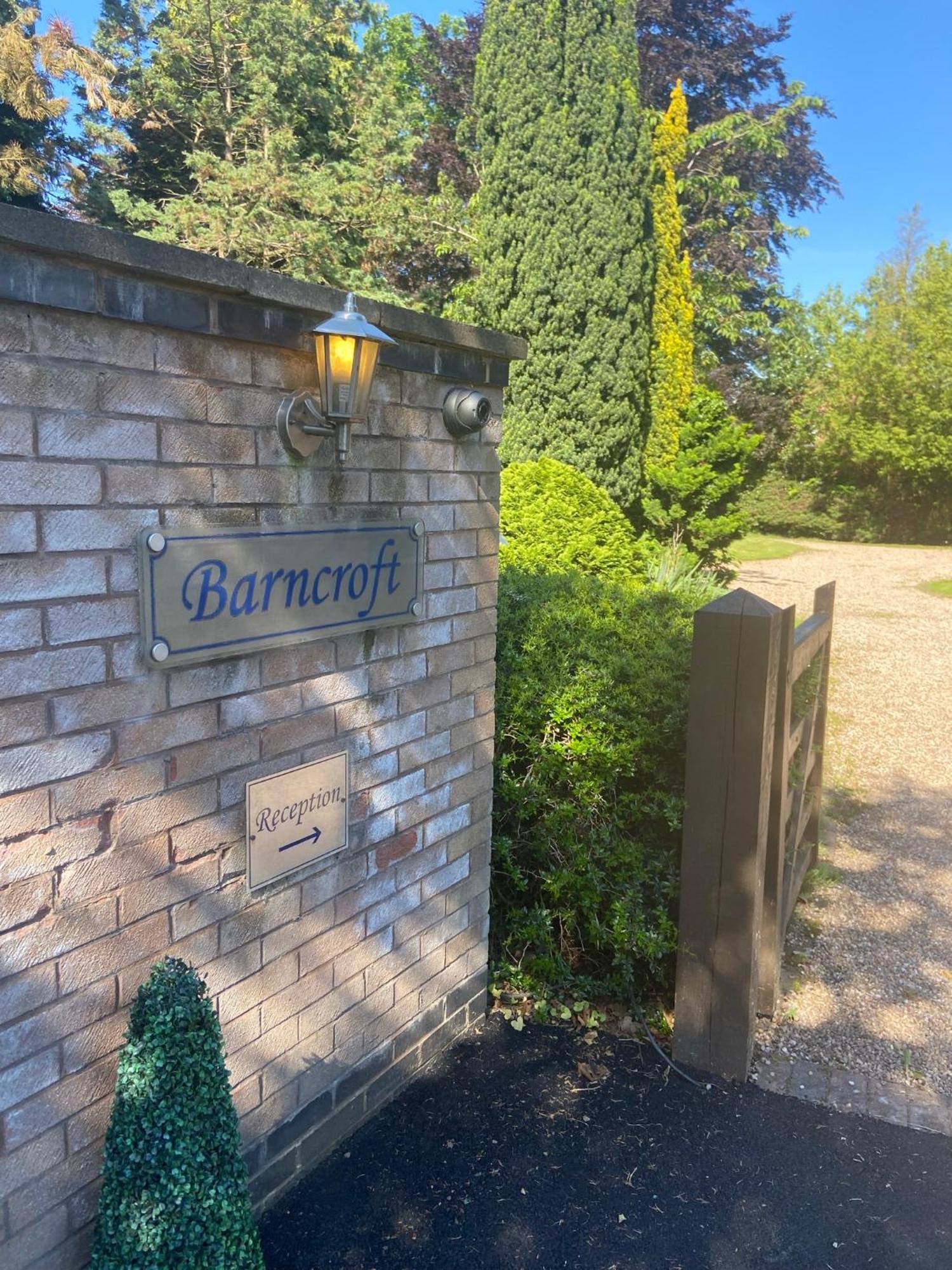 Barncroft Luxury 3*