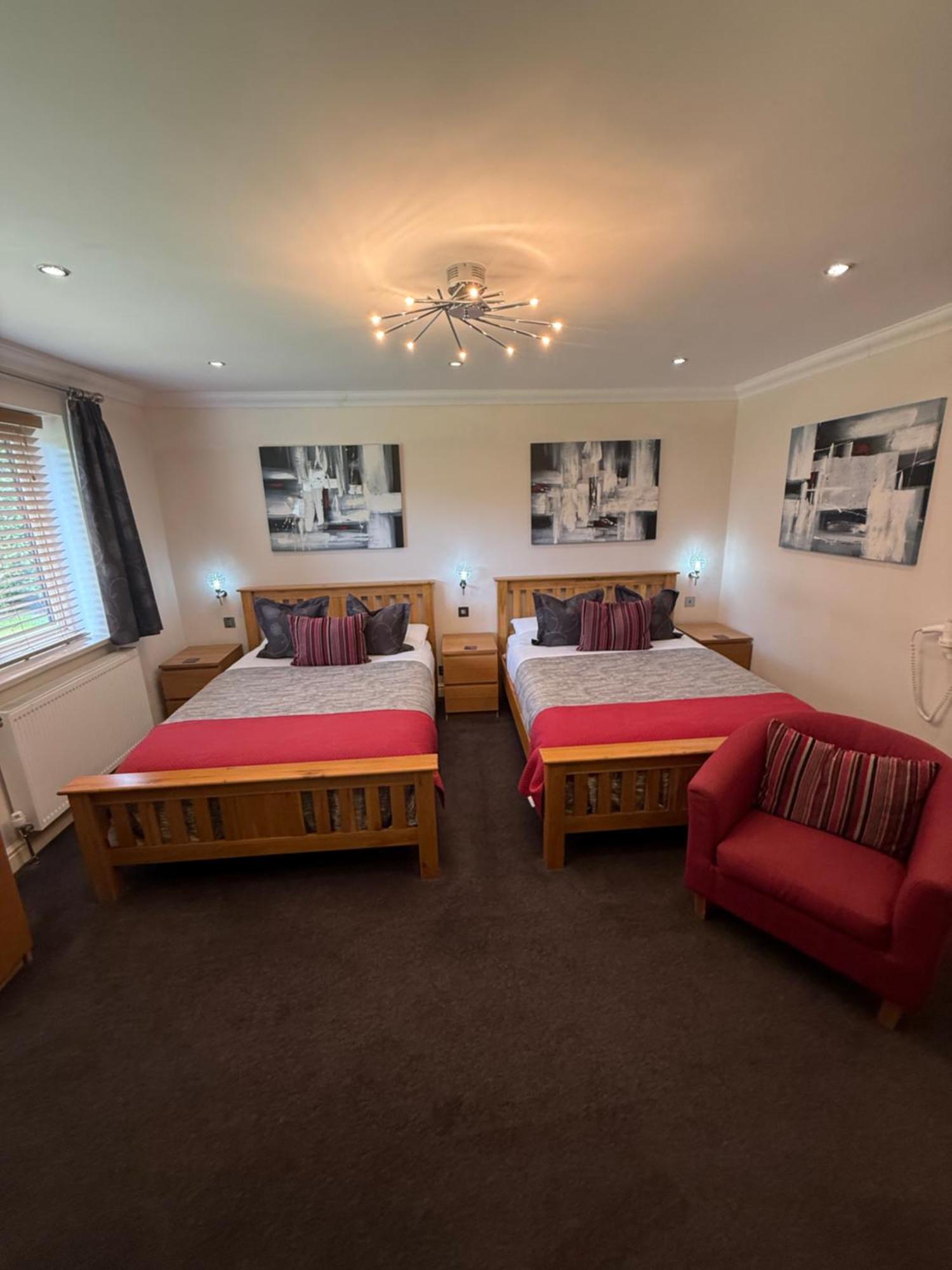 Barncroft Luxury