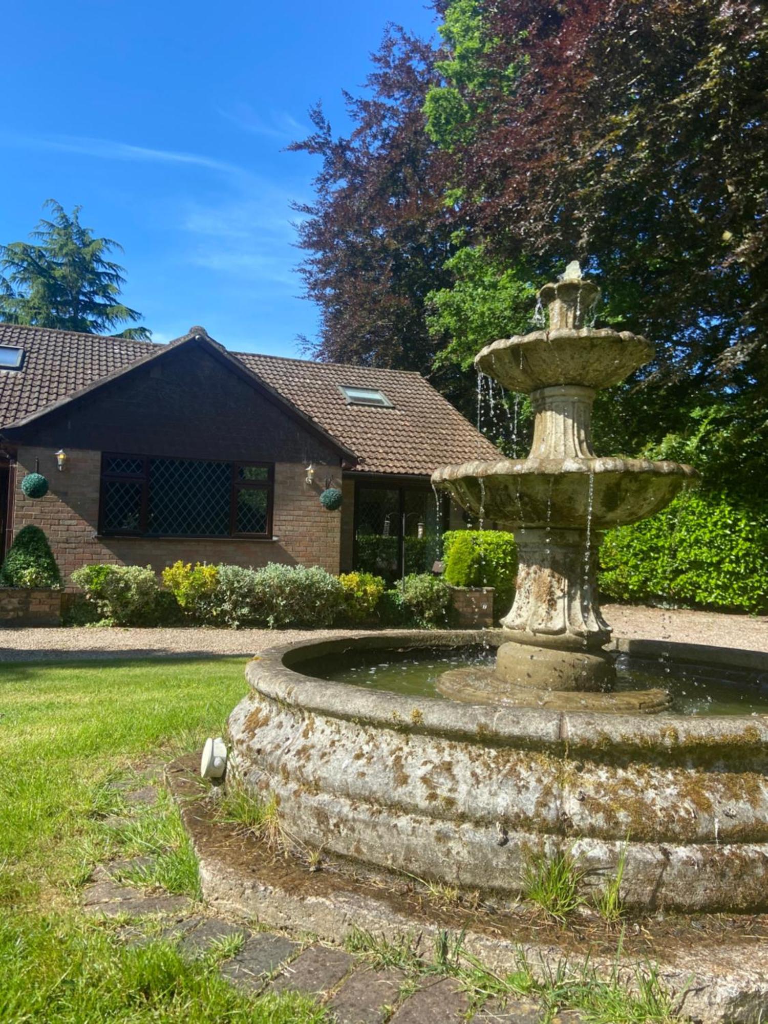 Barncroft Luxury Bed & Breakfast Bed & Breakfast 3*