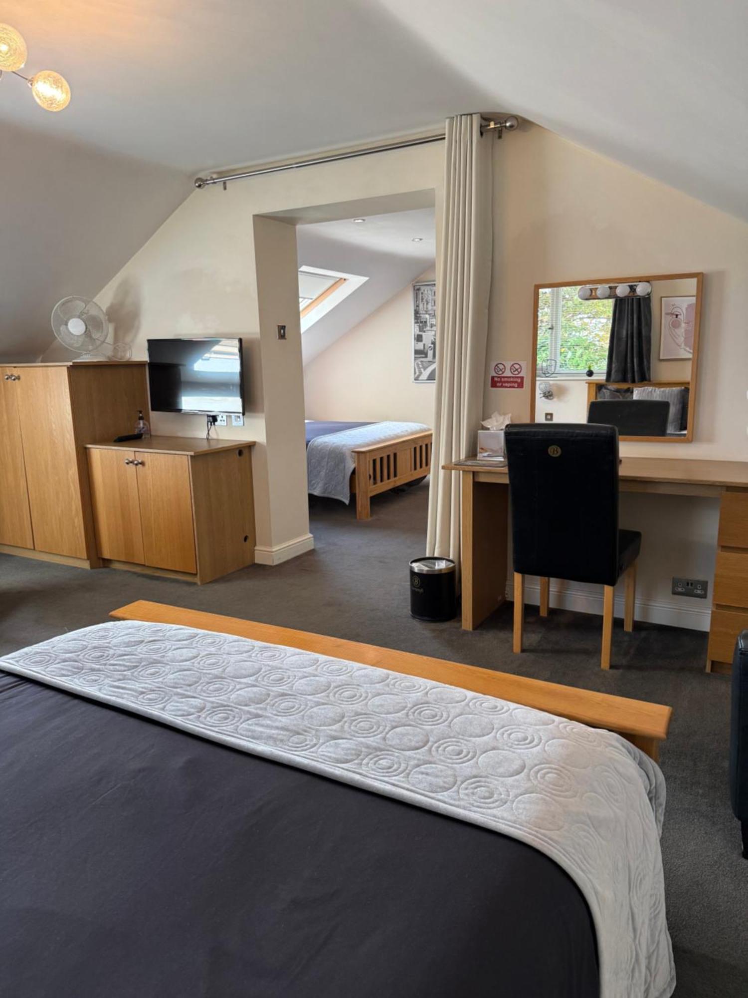 Barncroft Luxury Bed & Breakfast Solihull