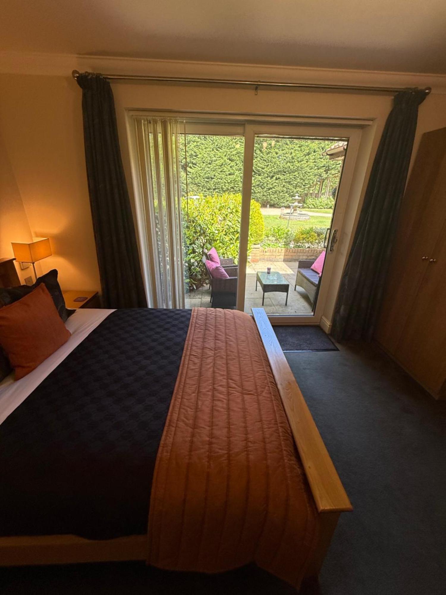 Barncroft Luxury 3* Solihull