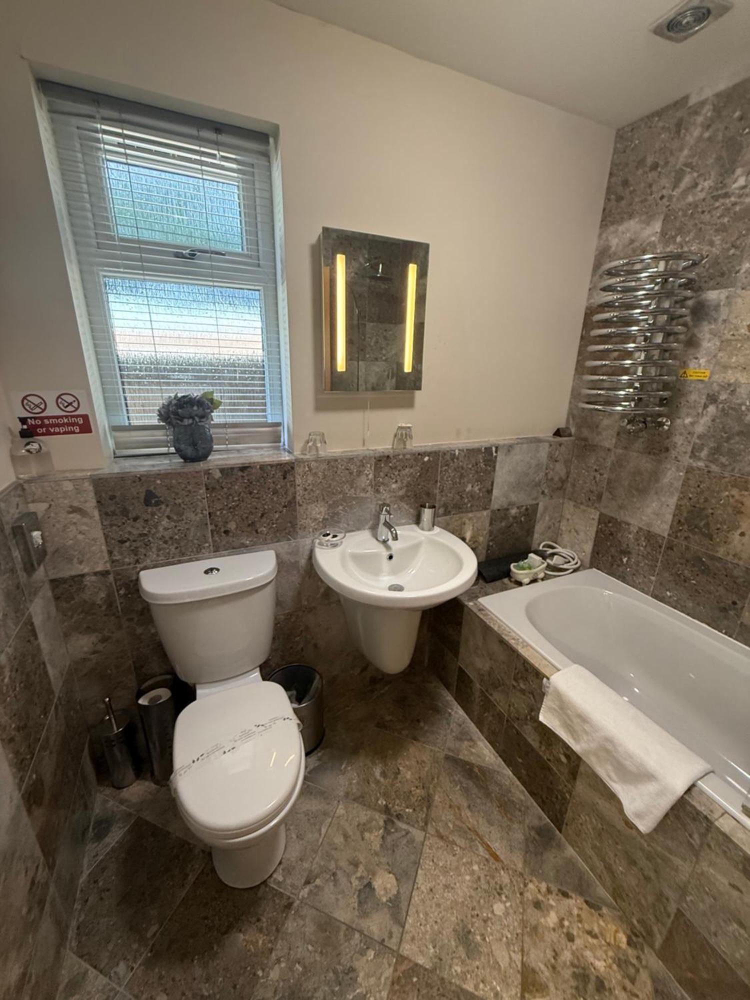 Barncroft Luxury