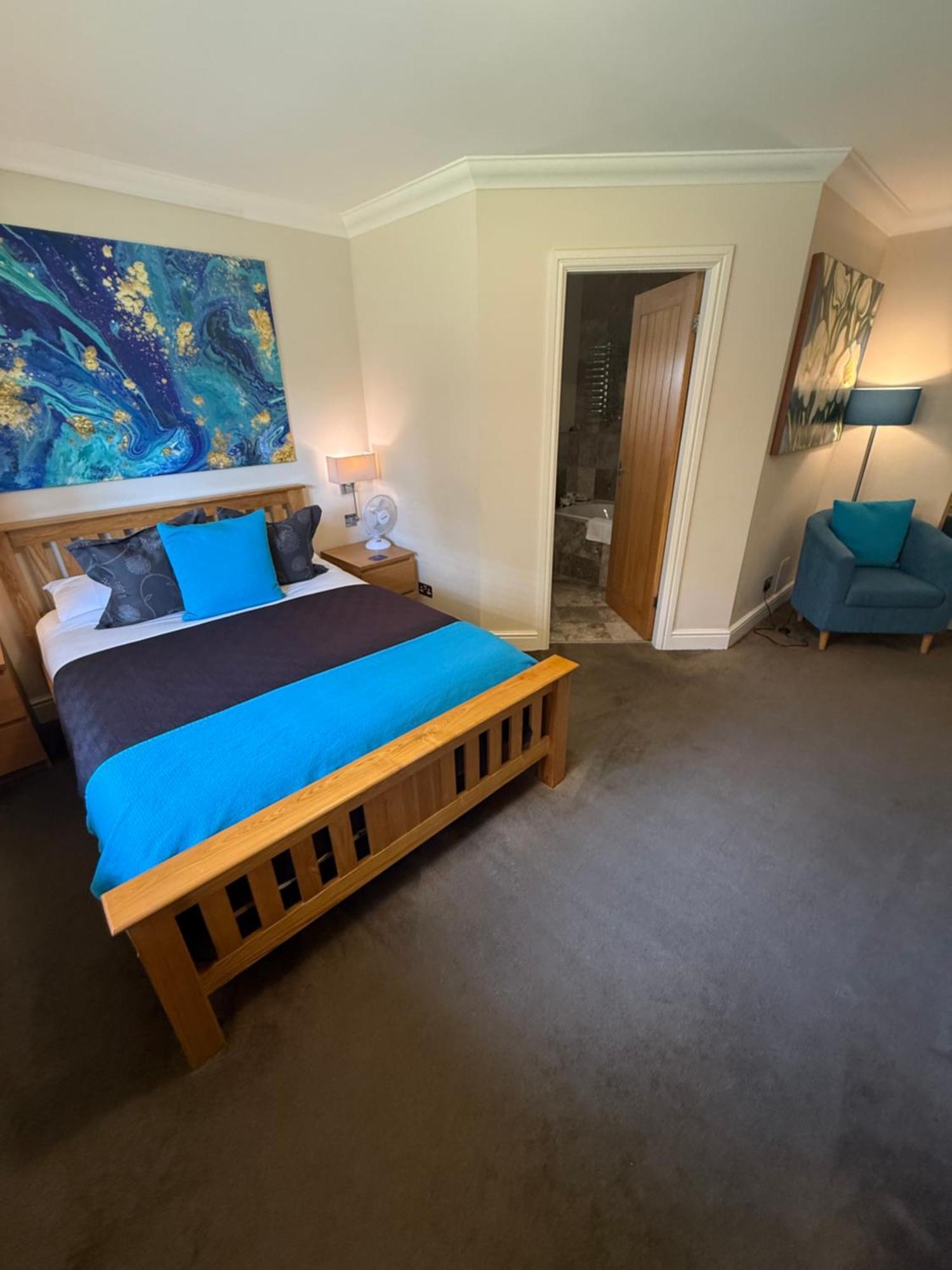 Barncroft Luxury Bed & Breakfast Solihull