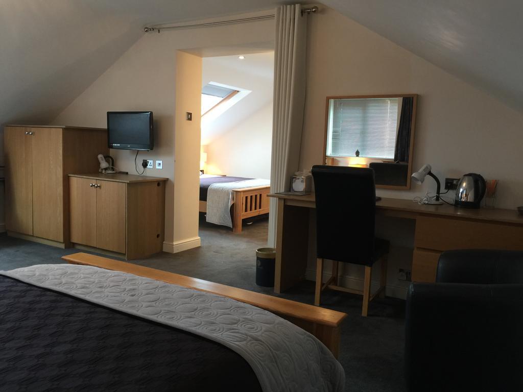 Barncroft Luxury Bed & Breakfast Bed & Breakfast Solihull
